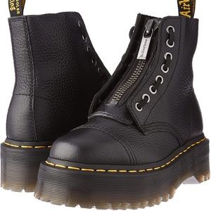Dr. Martens Womens Sinclair 8 Eye Leather Platform Boot